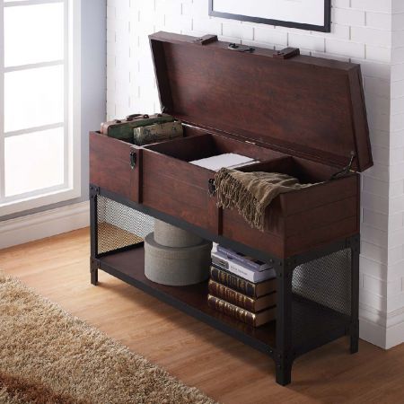 L-förmiges Winkeleisen lässt sich leichter verarbeiten und kann eine Vielzahl dekonstruierter Körper aufweisen, ohne dass eigens Formen hergestellt werden müssen.